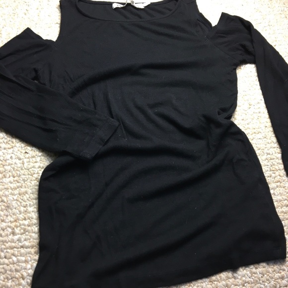 Michael Stars black Cold Shoulder top • OS • EUC - Picture 1 of 12